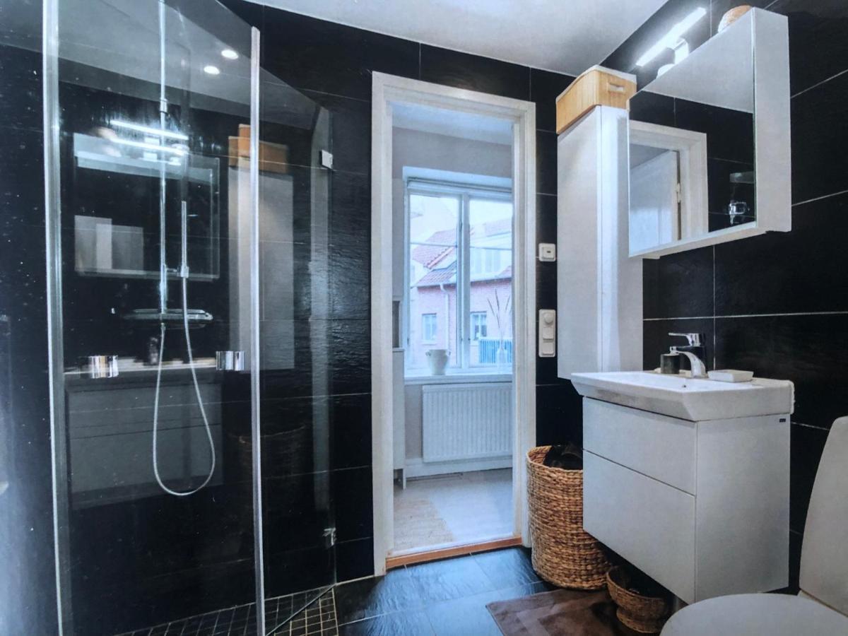 Room, Central Location Halmstad Exterior photo